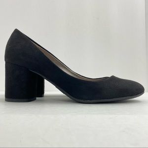 Libby Edelman Jenna size 7.5 Women’s Black Faux Suede Chunky Block Heels